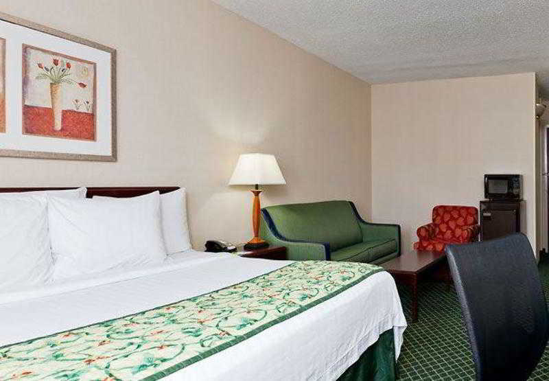 Fairfield Inn & Suites Chicago Midway Airport Bedford Park Bilik gambar